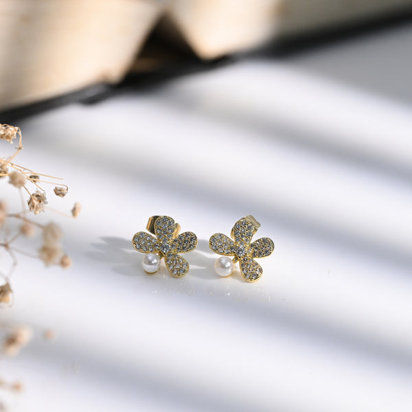 Flower Pearl Zircon Ear Studs